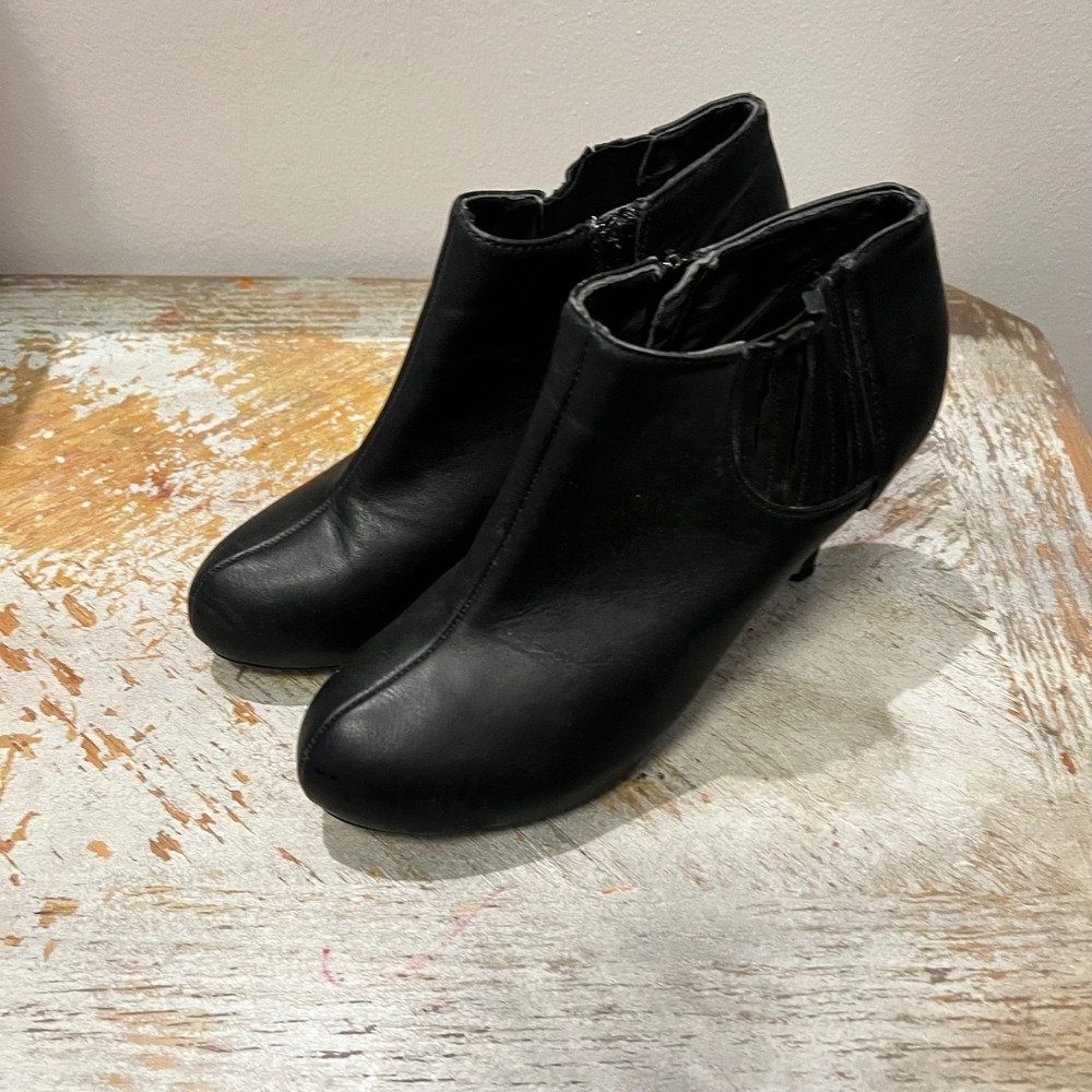 Madden Girl Greer Black Faux Leather Ankle Booties Stiletto Heel Womens 8